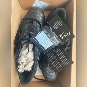 Diadora Maracana MD PU Women’s Soccer Cleats kangaroo leather US size 8, EU 39.